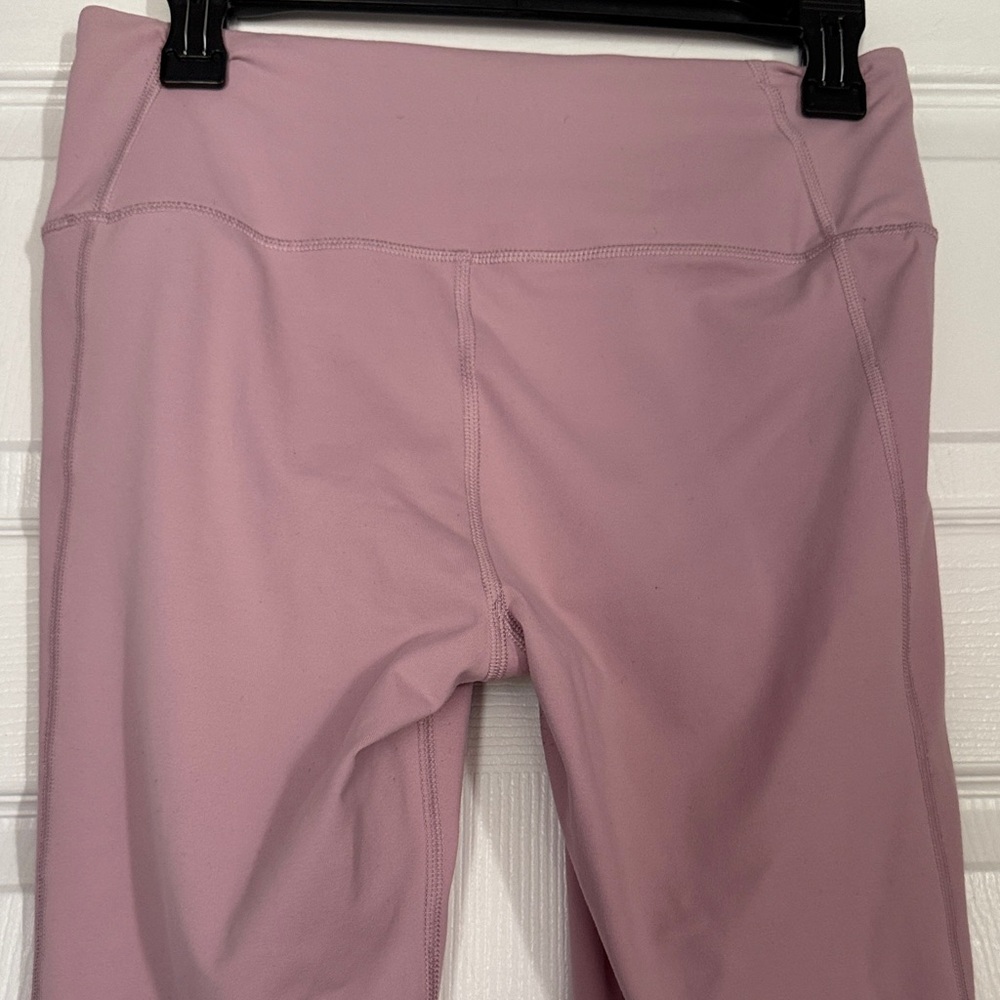 Victoria's Secret Dusty Mauve High-Rise Cutout Athletic Leggings - Picture 8 of 8